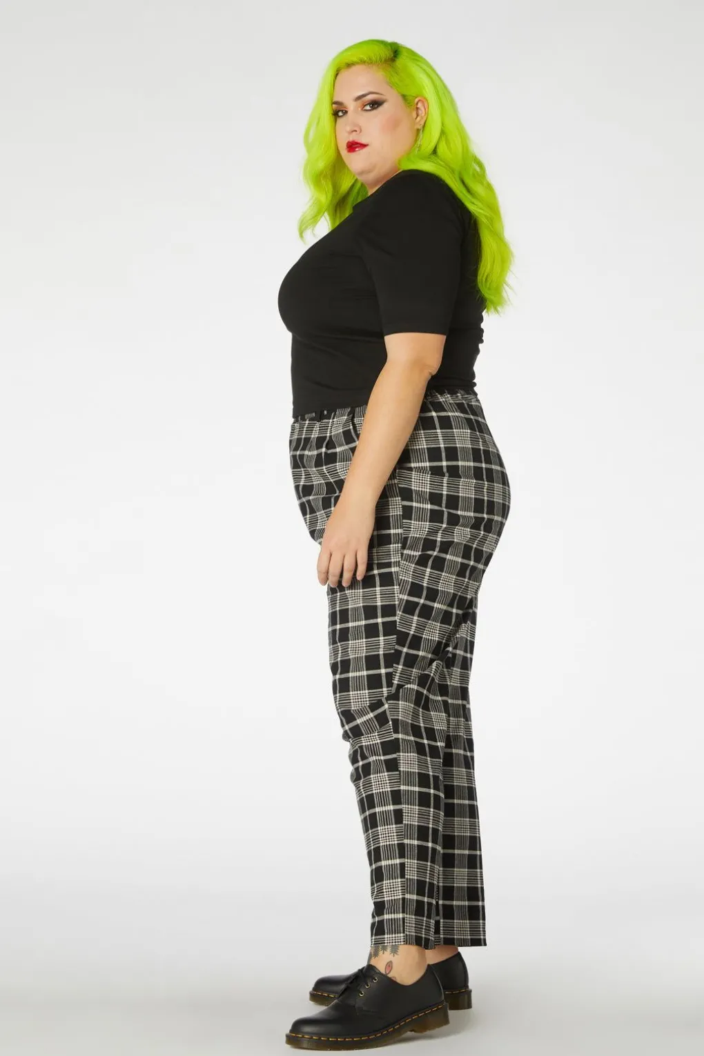 Angelic Tee Curve