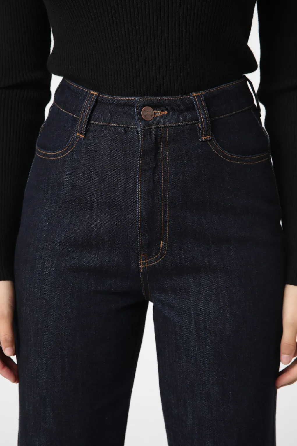Ava Flick Jean