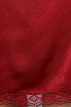 Bed Of Roses Skirt