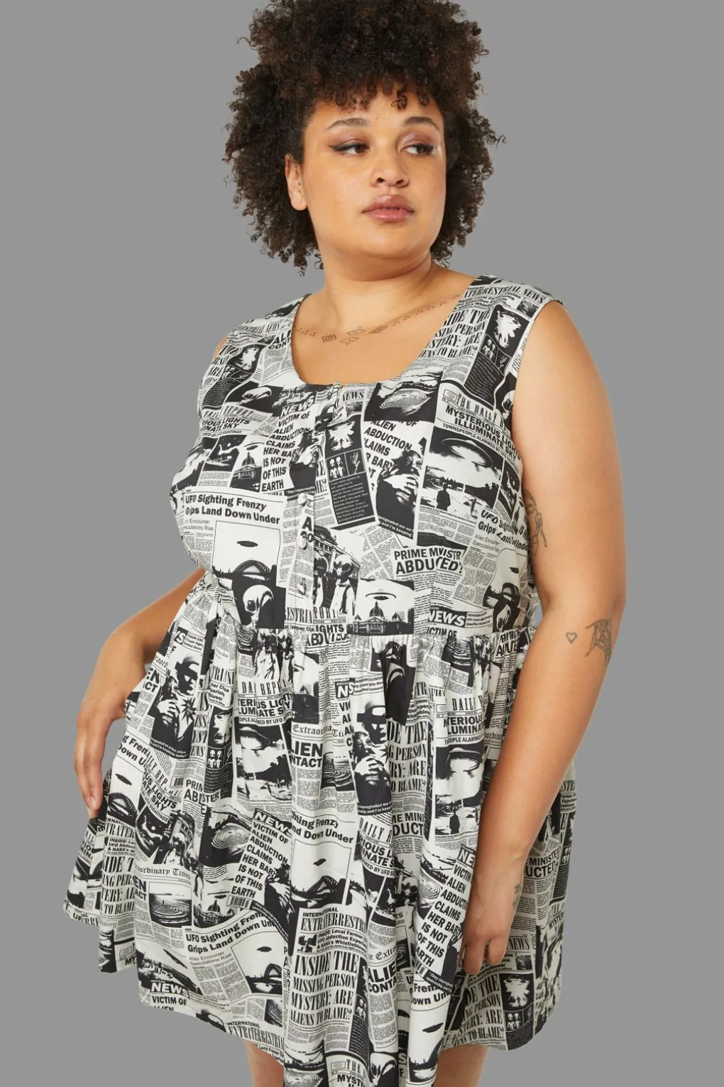 Curve Extraterrestrial Dress