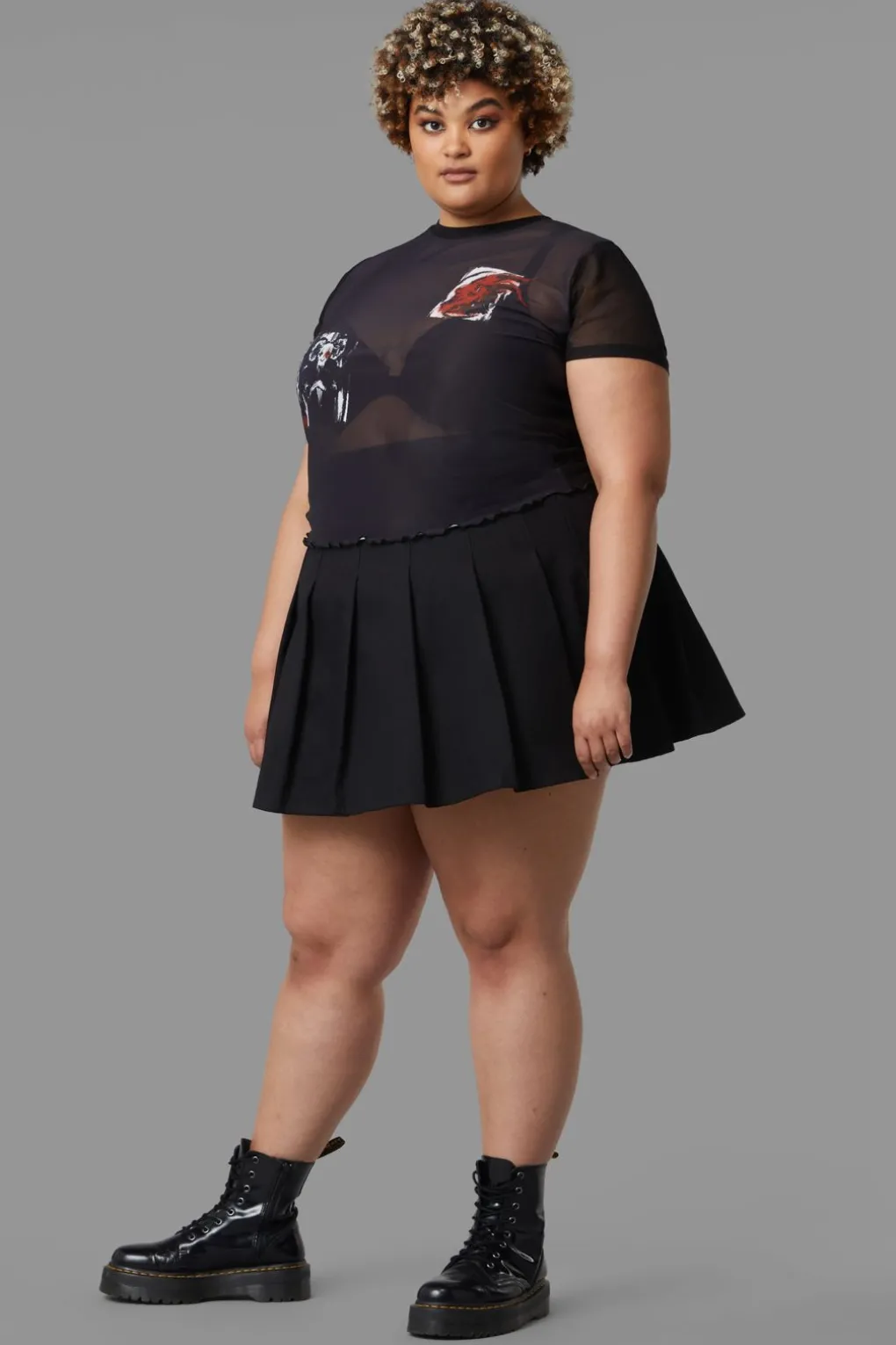 Curve Goat Top