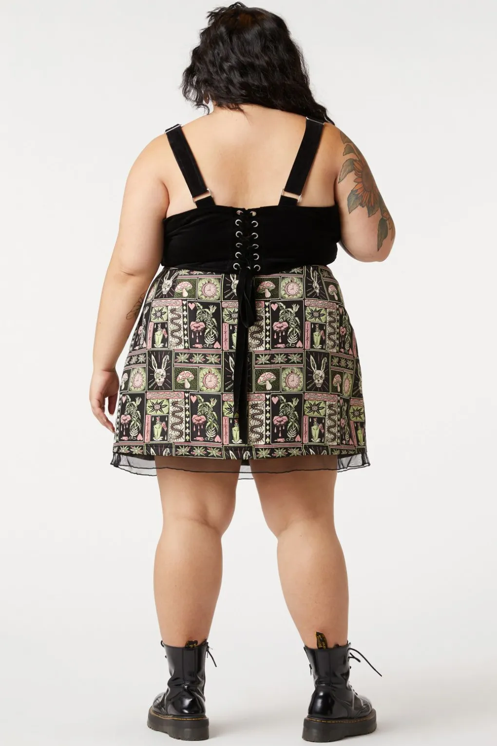 Curve Knave Of Hearts Corset