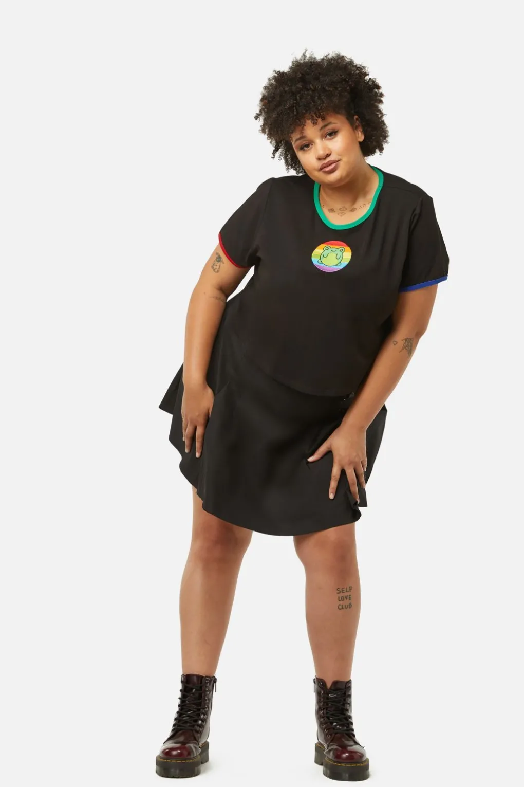 Curve Rainbow Frog Tee