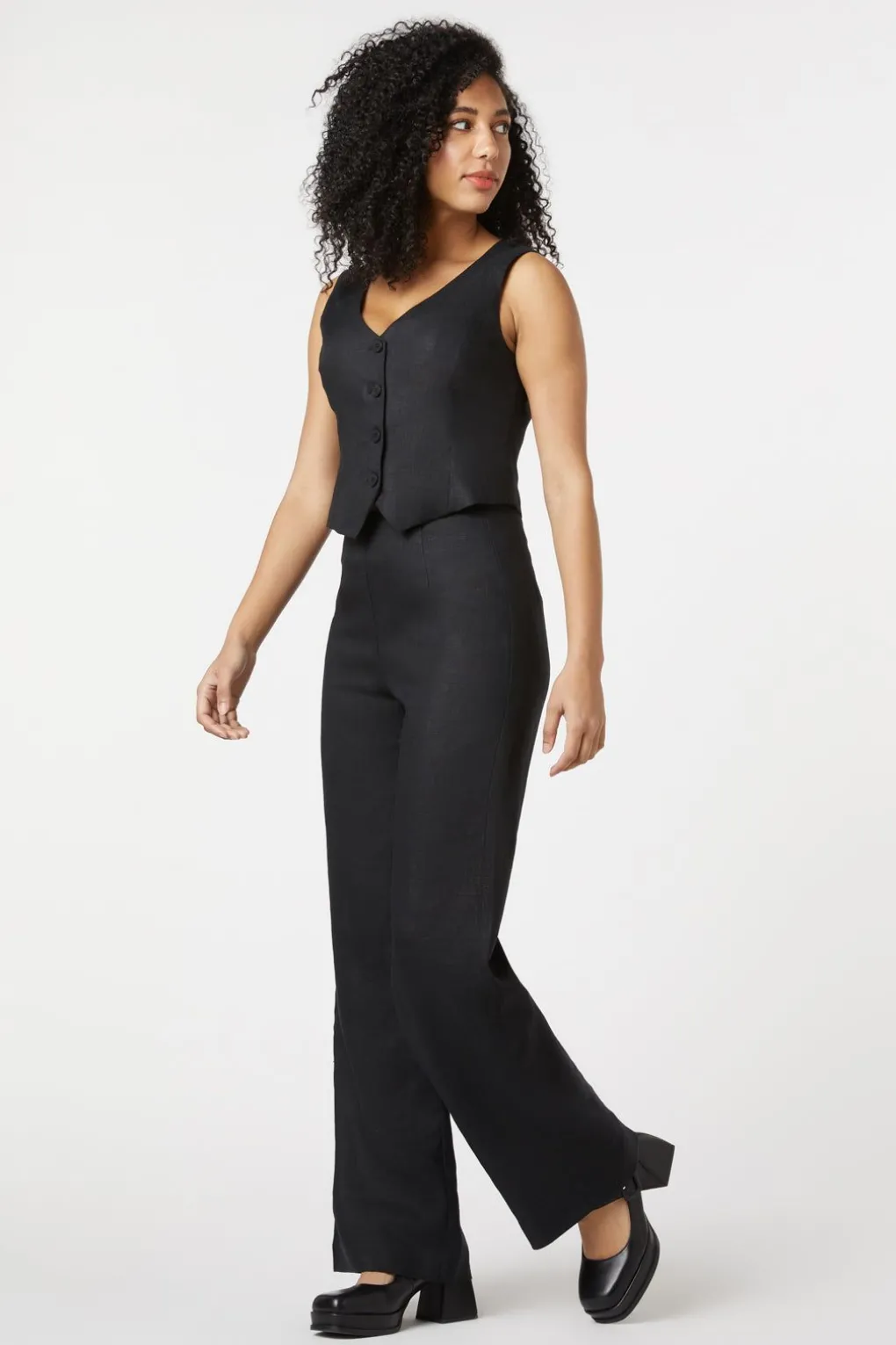 Darcey Linen Vest