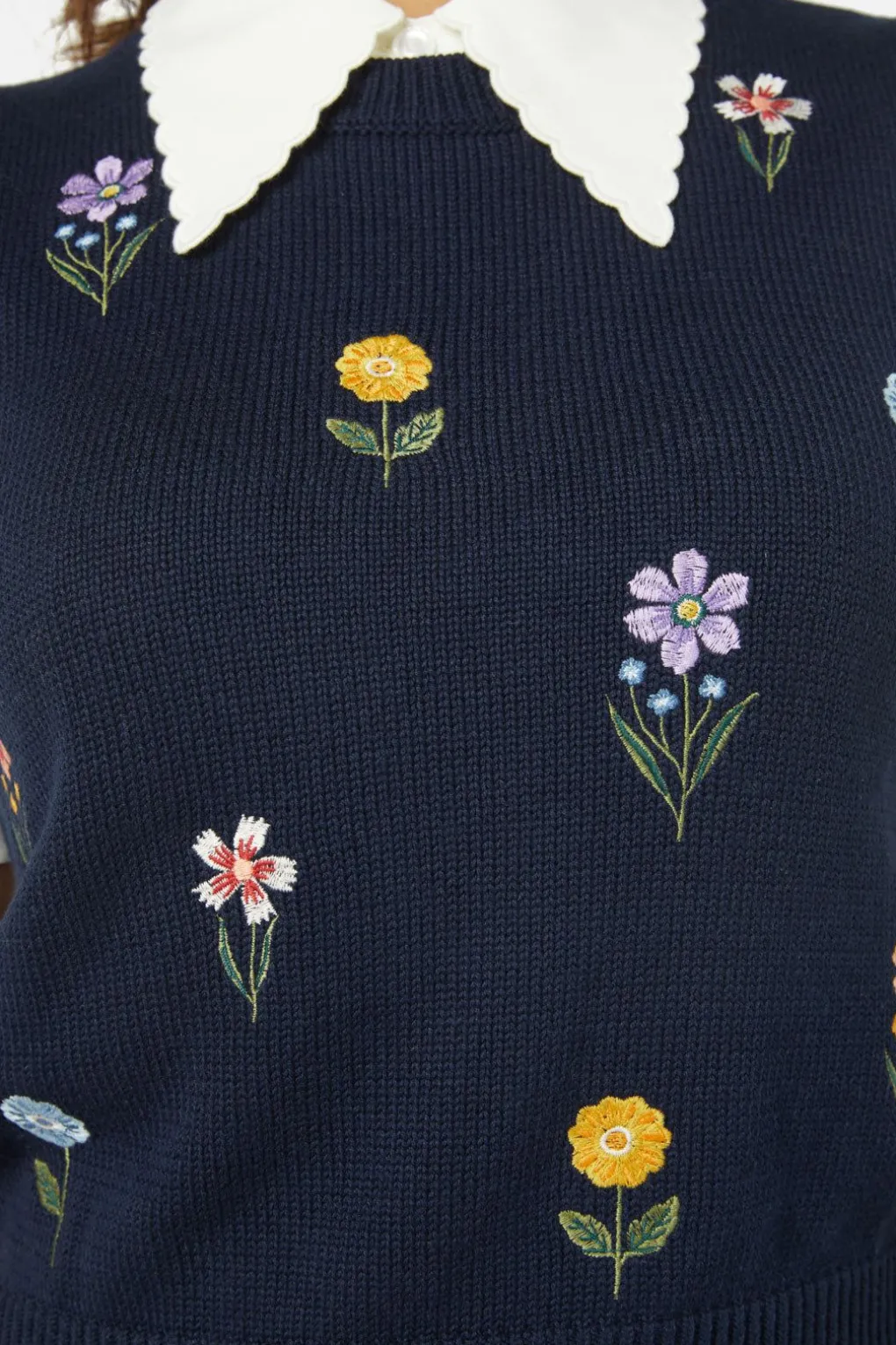 Dora Emb Vest