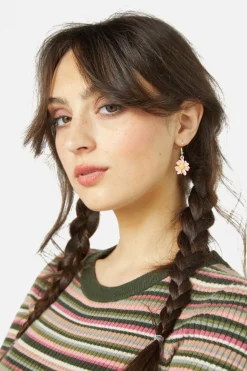 Drop Daisy Earrings