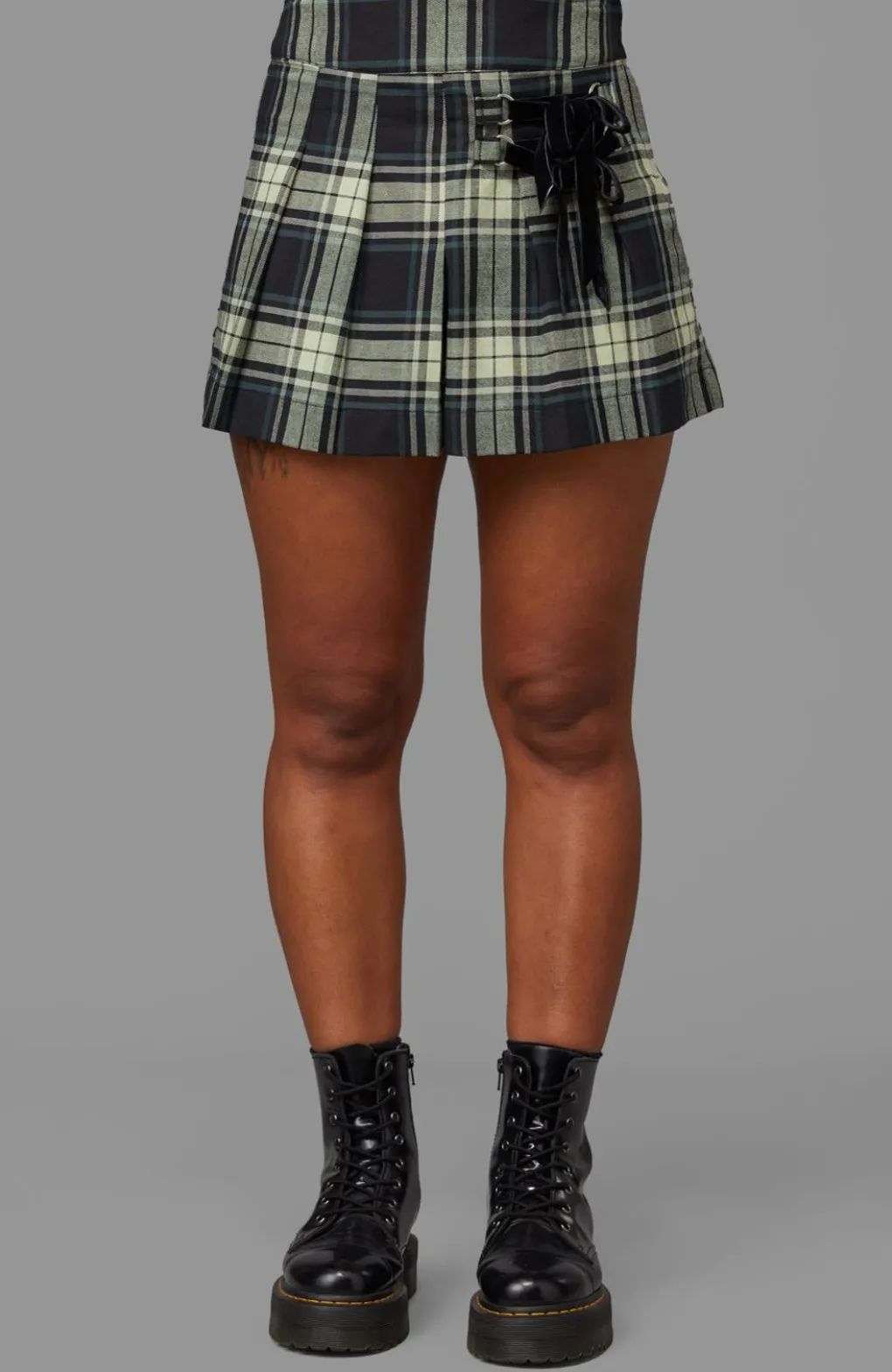 Haunted Bloom Skort