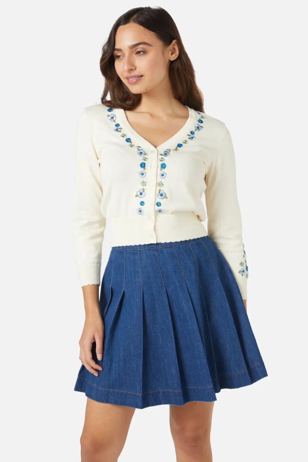 Petal Embroidered Cardi